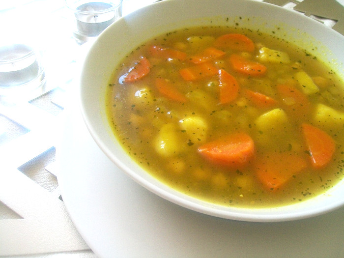 zupa curry z ciecierzycą